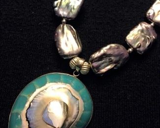 MLC042 Nautilus Shell & Freshwater Pearl Necklace