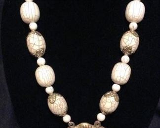 MLC090 White Resin Oval Beads Necklace & Dragon Pendant 