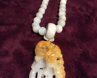 MLC165 Honey Yellow Jade Pendant on Moonstone Beads Necklace