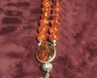 MLC198 Amber Pendant & Amber Chips Necklace