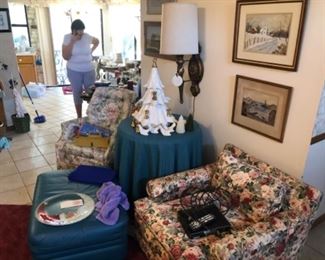 Great artwork, cozy chairs and unique decor for the holidays.