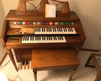 Wurlitzer Organ & Matching Bench