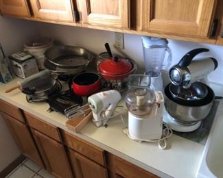 Oh how I love all these neat appliances!! 