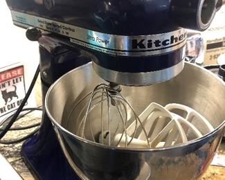 Kitchen aid mixer $75