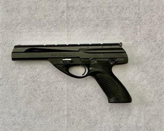 Beretta U22 NEOS .22 LR Pistol w/ 5 Magazines