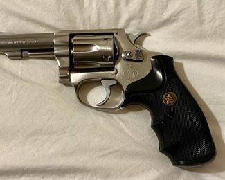Smith Wesson Model 650, .22 MRF Revolver