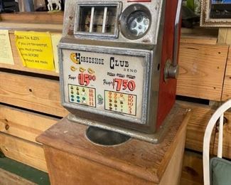 Horseshoe Club Reno Nickel Slot Machine