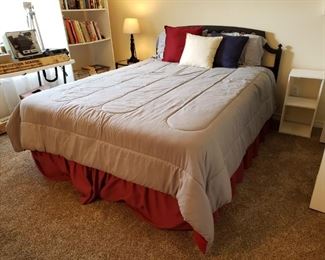 $175 - Queen Bed