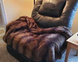 $10 - A lot of wear.  Does not include Blanket.  Fur like blanket is an additional $10.