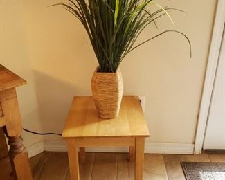 $10 - Side Table
