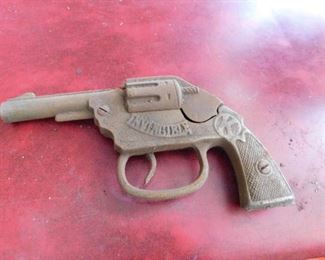 Kilgore Invincible Cast Iron Cap Gun