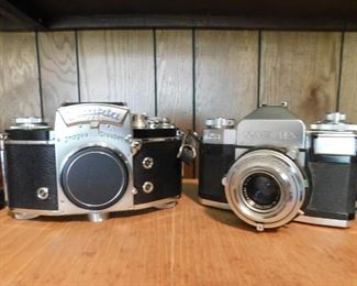 Exakta VX IIA/Conta Flex Cameras
