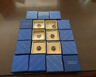 19 Dallas Furniture Service Pins(10K LGB/38 Gram Total) 