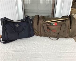 Duffel Bags (2) https://ctbids.com/#!/description/share/364037