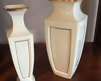 Lenox Vases (2) https://ctbids.com/#!/description/share/363959
