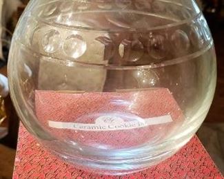 $15 - Item #28: Crystal bowl, marked Bombay