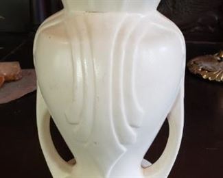 $15 - Item #124: Vintage cream colored vase/urn