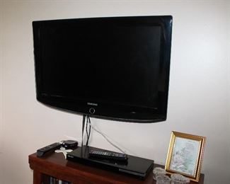 Samsung 32" LCD TV