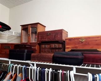 Wood jewelry boxes