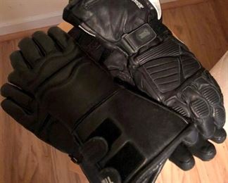 Motorcycle gloves