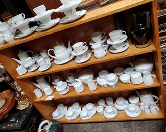 Noritake Irmina china pattern #6601, 2 sets, discounted price $25 each; Noritake Reina china pattern #6450, 5 sets, discounted price from $15-$25
***Please note: California sales tax will be charged on all purchases unless you have a valid California resale certificate on file with us.***