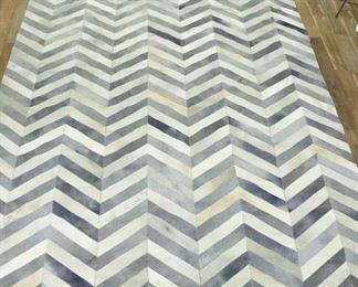 13'X10' Handmade Cowhide White/Gray Chevron Area Rug