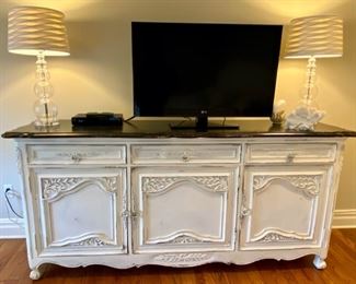 SOLD-       Habersham 'La Rochelle' Chest