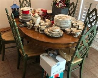 Kitchen table and chairs-very nice quality