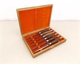 MINT Condition Mid Century Wood Handled Stainless Steel Steak Knives in Wood Box&nbsp;
