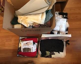 Sewing and Knitting Mystery Lot https://ctbids.com/#!/description/share/373926