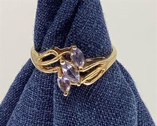 10K Gold Ring with 3 Amethyst https://ctbids.com/#!/description/share/373940