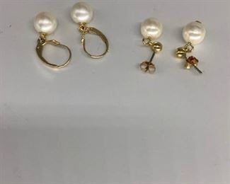 2 Pair 14K Gold and Pearl Earrings https://ctbids.com/#!/description/share/373942