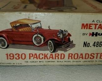 1930 Hubley Metal Packard Roadster Car Kit in Box
