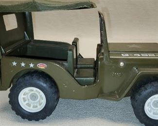 Vintage Tonka Metal G-452-8 Military Jeep
