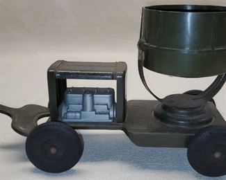 Vintage Metal Louis Marx US Army Farm Implement
