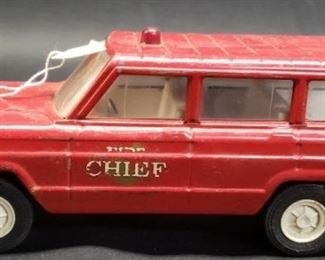 Vintage Tonka Fire Chief truck
