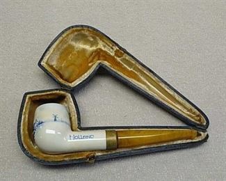Holland glass tobacco pipe
