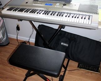 #10 - Yamaha YPG-225 Portable Grand Piano Keyboard