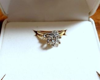 #13 - 14K Yellow / White Gold Diamond Ring with Enhancer - 15 point center diamond - 1/4 CTW - size 5-5.5