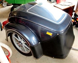 #20 - 2002 Bushtec Roadstar Motorcycle Trailer