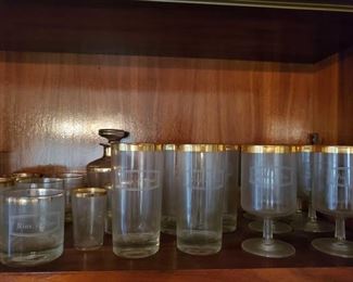 1504: Gold Colored Trimmed Glass Set
Includes approx 32 Total