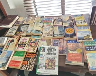 Approximately 50 Books mostly from Patrick O' Brian
Approx books and puzzles