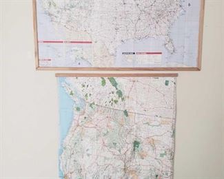 2 Posters of The United States
Measurements Include 28×40, 30×44