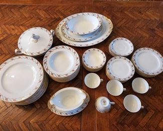 65-Piece Noritake Maywood 5154
Includes tea cups(5), saucers(7), gravy bowl, covered vegetable bowl, dinner plates(11), salad plates(7), bread plates(9), soup bowls(9), 5.5" bowls(7)