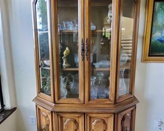 Wooden Display Cabinet
*ITEMS IN CABINET ARE NOT INCLUDED Measures approx 50" x 18" x 81"