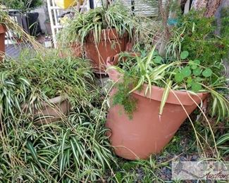 3 Planters
Measurements range from 18" x 14 - 24" x 21"