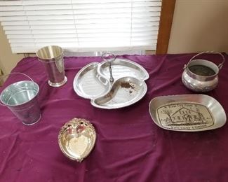 Assortment of silver like items