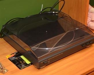 Audio-technica AT-PL50 stereo full automatic turntable