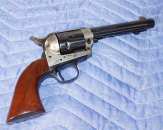 Uberti .45 Colt Revolver