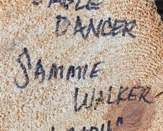 Navajo Hopi Kachina Doll Eagle Dancer Sammie Walker 2004	21x9x9	HxWxD	SC101